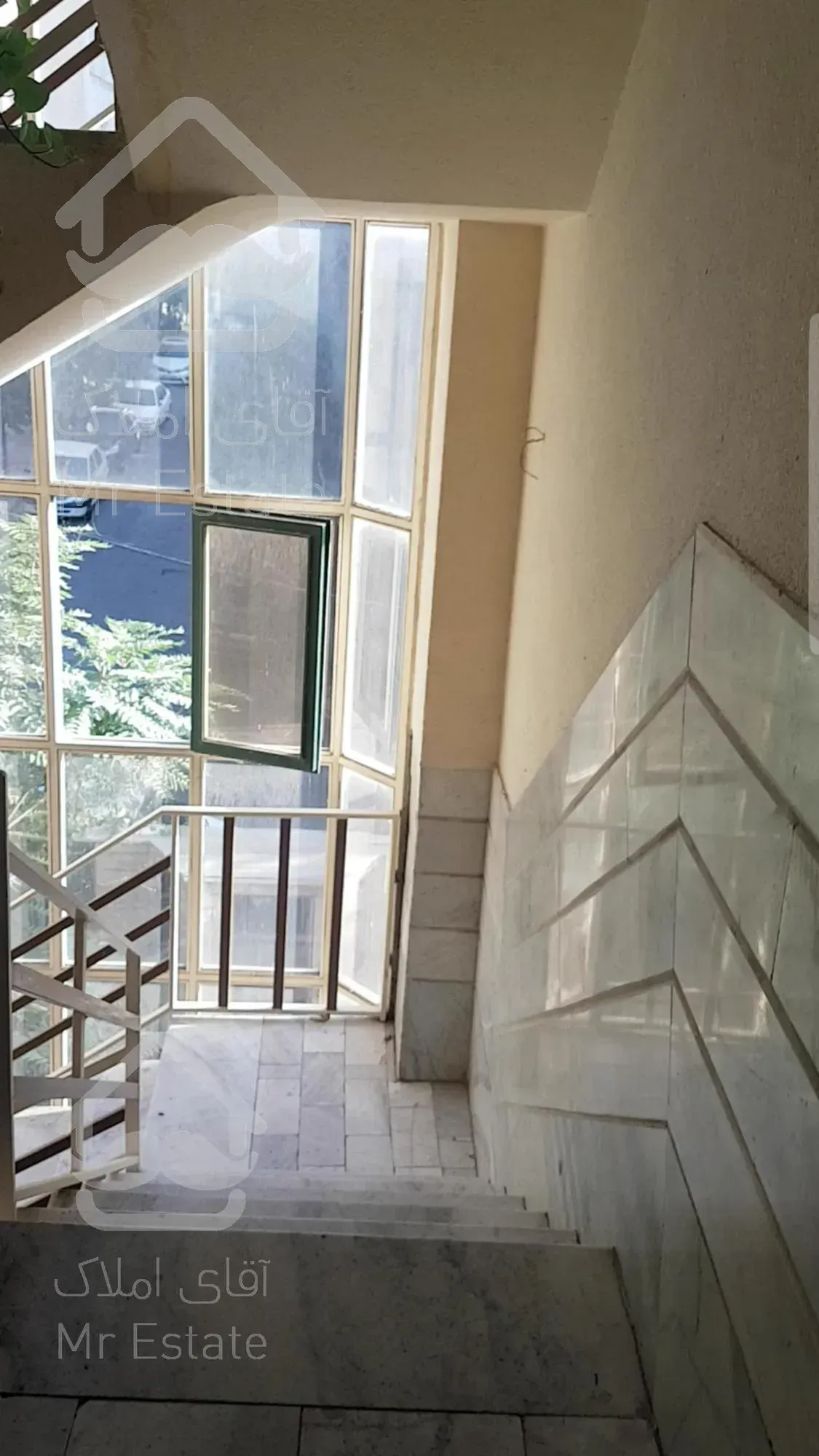 ۸۳ متر ۲خواب فرعی دنج و آرام