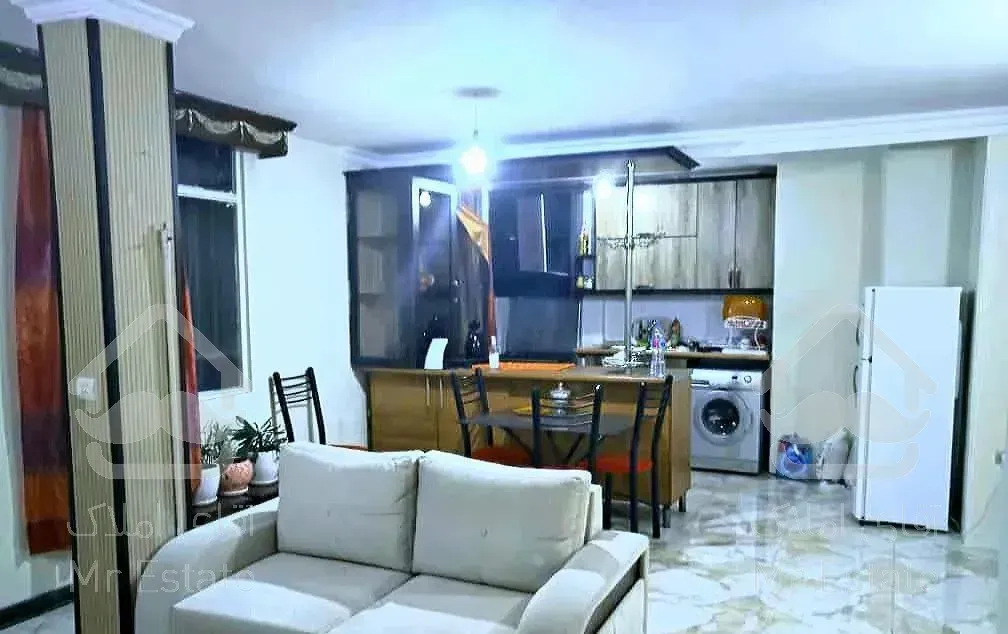 پونک ۶۱متر اشرفی اصفهانی