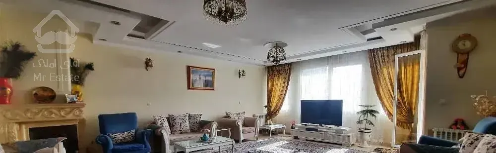 نیاوران ۲۰۰ متر ۳خواب