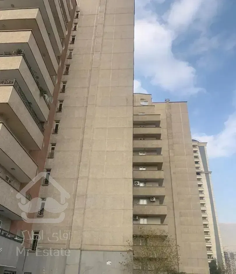 فرصت استثنایی واحد ۱۲۲ متری با پارکینگ ویو چیتگر