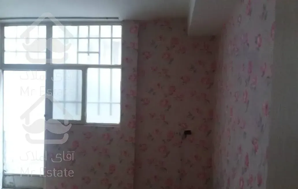 آپارتمان ۵۵ متر یک خواب و حیاط خلوت ۱۲متری