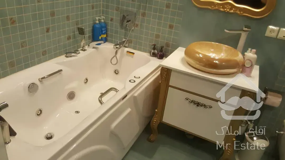 اجاره و رهن آپارتمان زعفرانیه 200  متر شیک