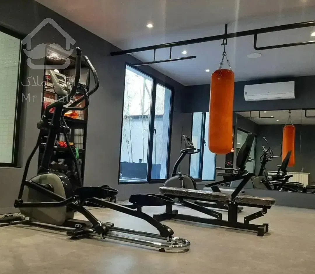 ۲۰۰ متر برج باغ ( تاپ لوکیشن)