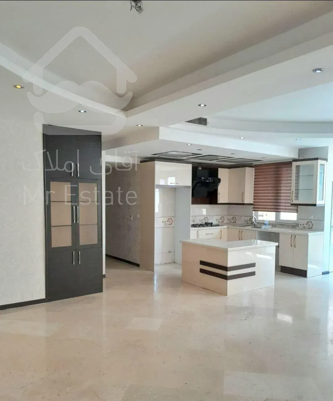 ۱۰۰متر.فول*کُلِ واحد رو به آفتاب*