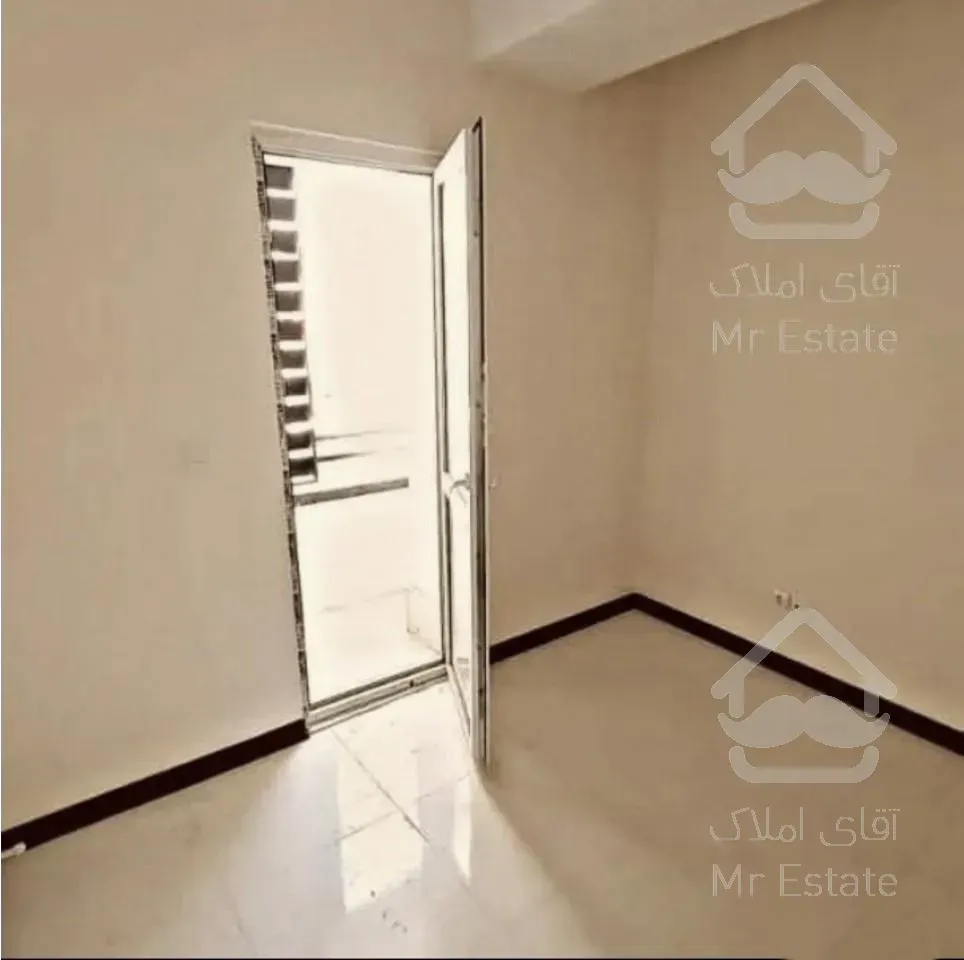 ۱۰۰متر۳خواب/سالن پرده‌خور/خوش‌نقشه/رو‌به‌بیرون