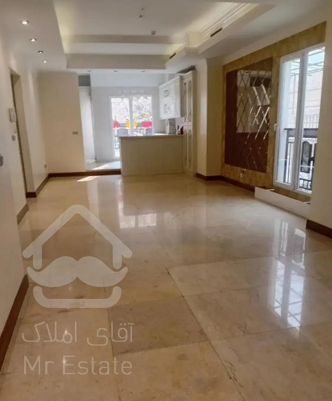 ۱۲۰متر ۲خواب ۷۰متر حیاط اختصاصی برج باغ