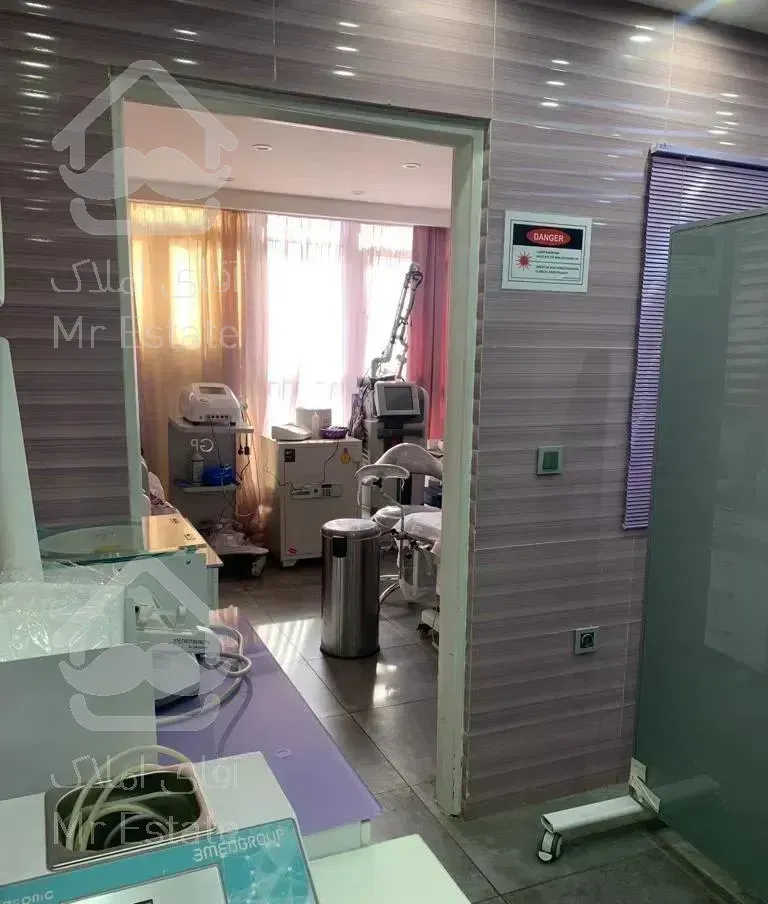 ۸۴متر ۲اتاق خوابه سند اداری بالای پارک وی