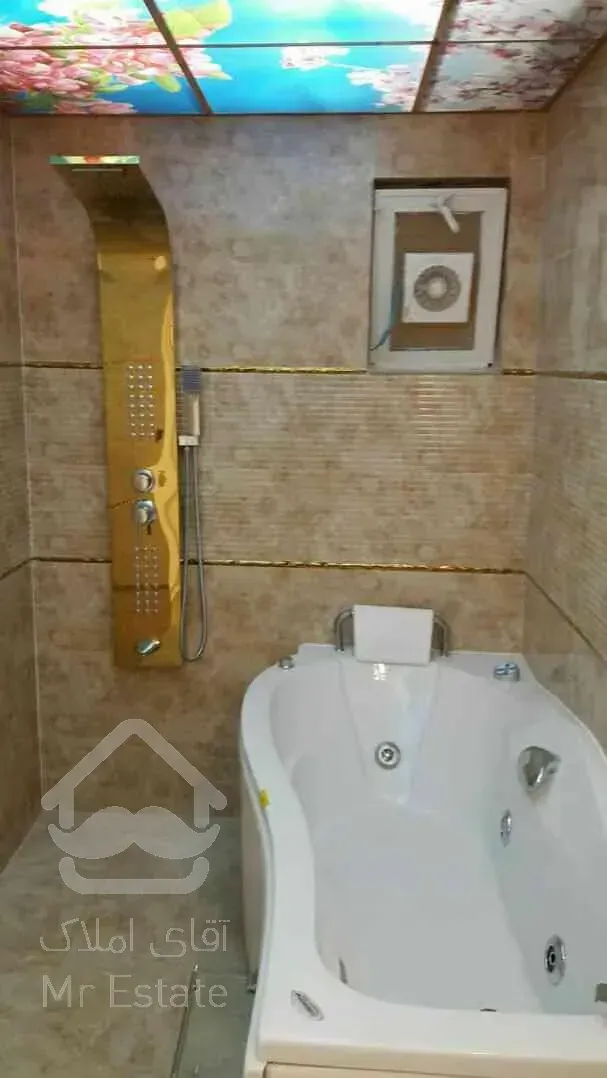 ۱۱۰ متر لاکچری + ۴۰ متر حیاط اختصاصی