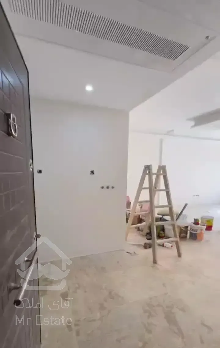 90متر *کلید نخورده *تکواحدی * غربیهای فلکه سوم