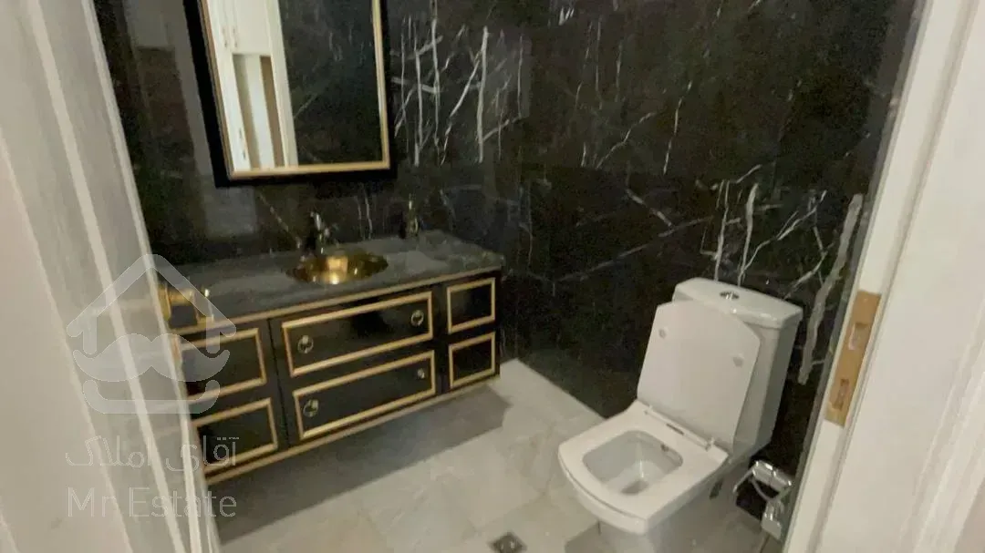 فروش اپارتمان 235 متری زعفرانیه