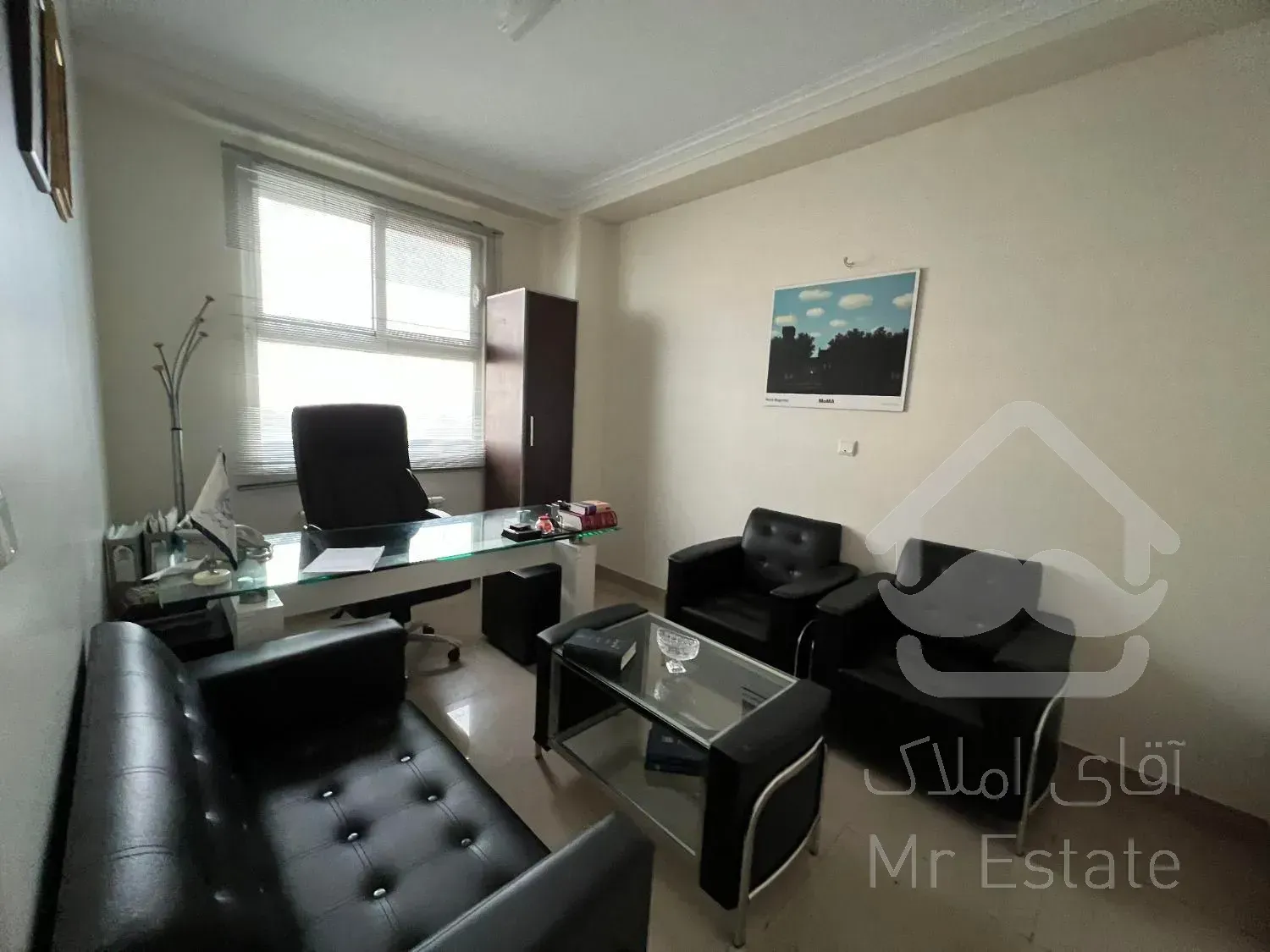 129متر سعادت آباد*ساختمان پزشکان*ورودی شیک