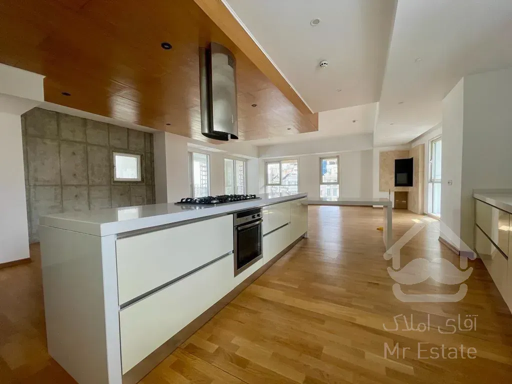 فروش اپارتمان 240متری زعفرانیه