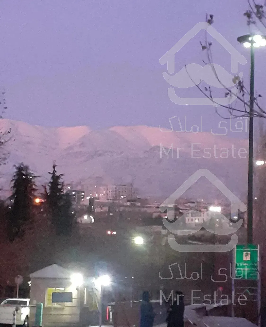 ۱۲۰ متر دوخوابه همیلا چسبیده به پارک