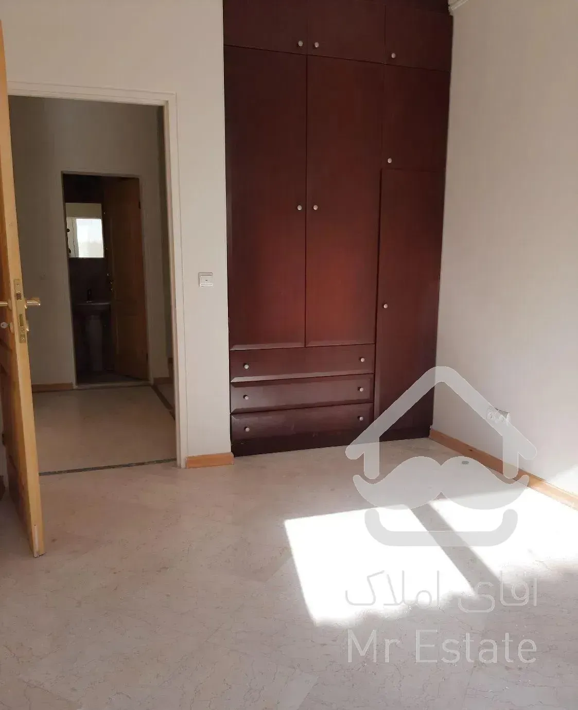 ۹۵ متر ۲ خوابه سنایی