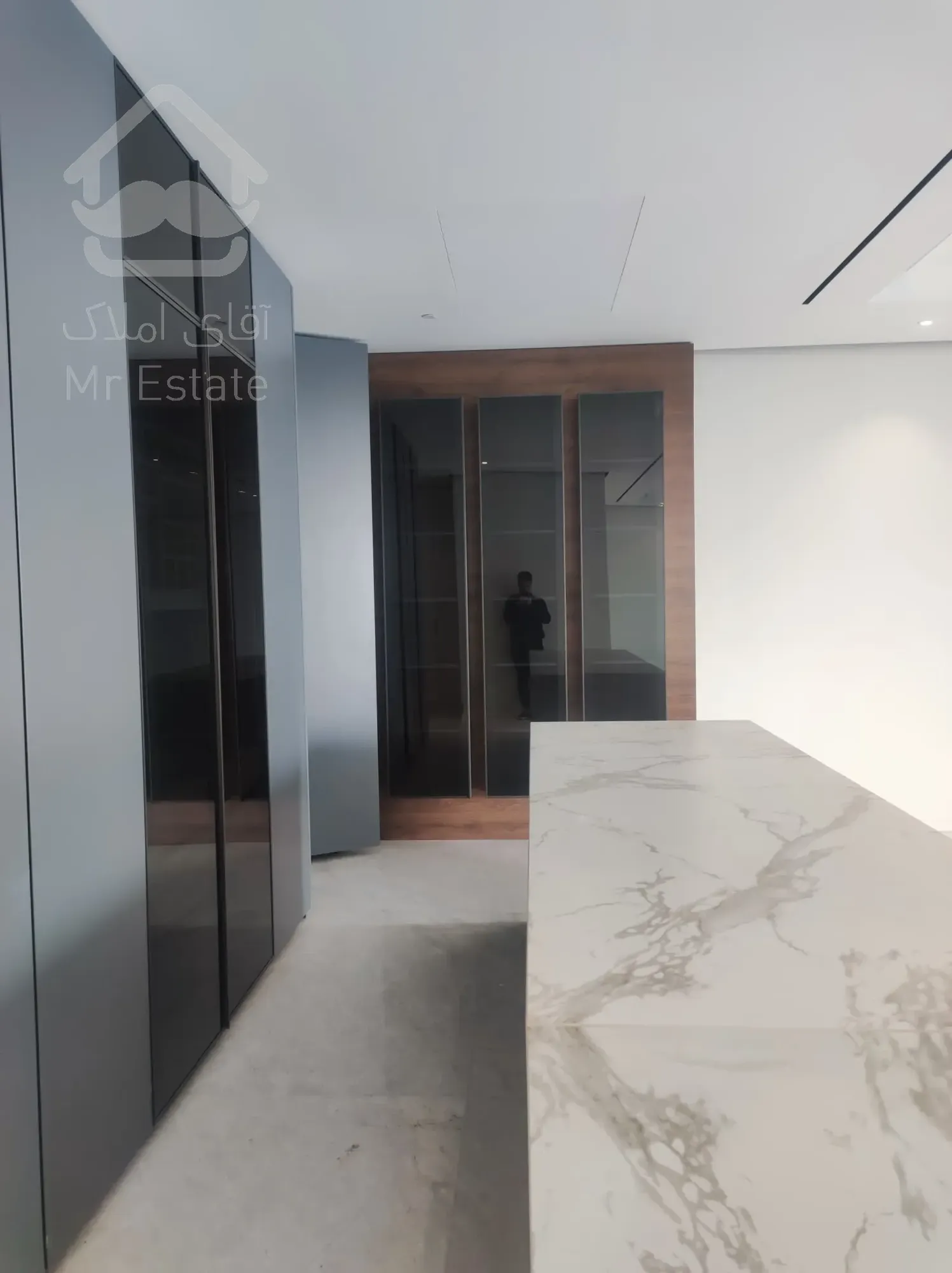 فروش اپارتمان 300متری زعفرانیه