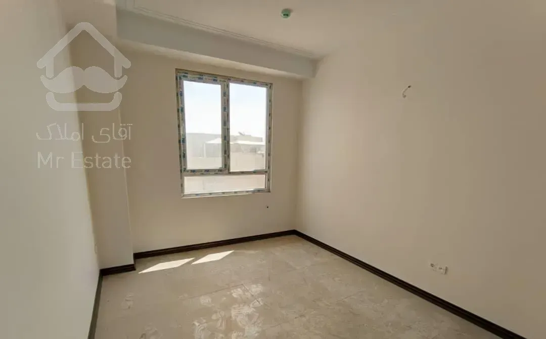 آپارتمان سه خوابه کلید نخورده پیروزی