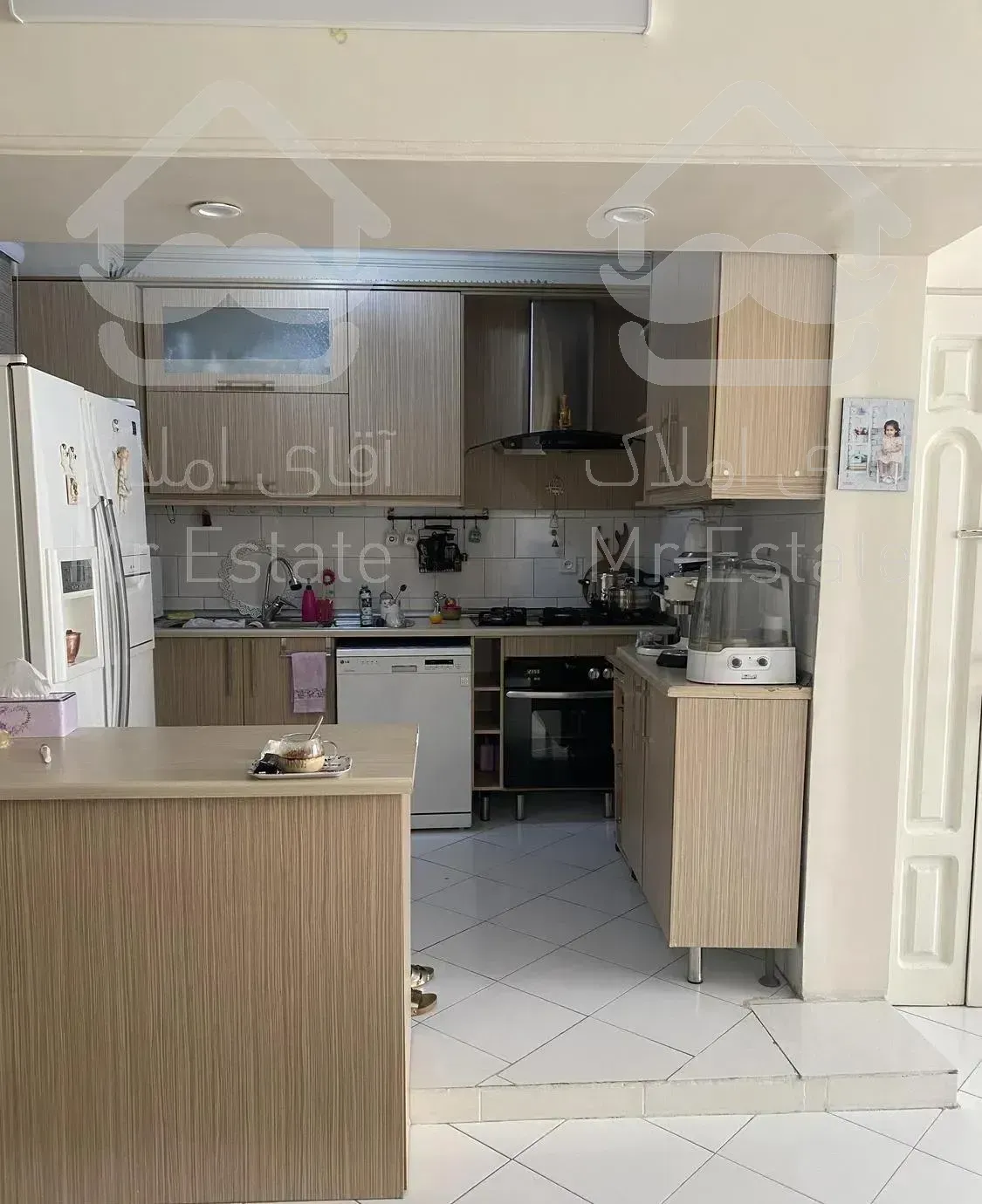 آپارتمان ۷۶ متری  خوش نقشه