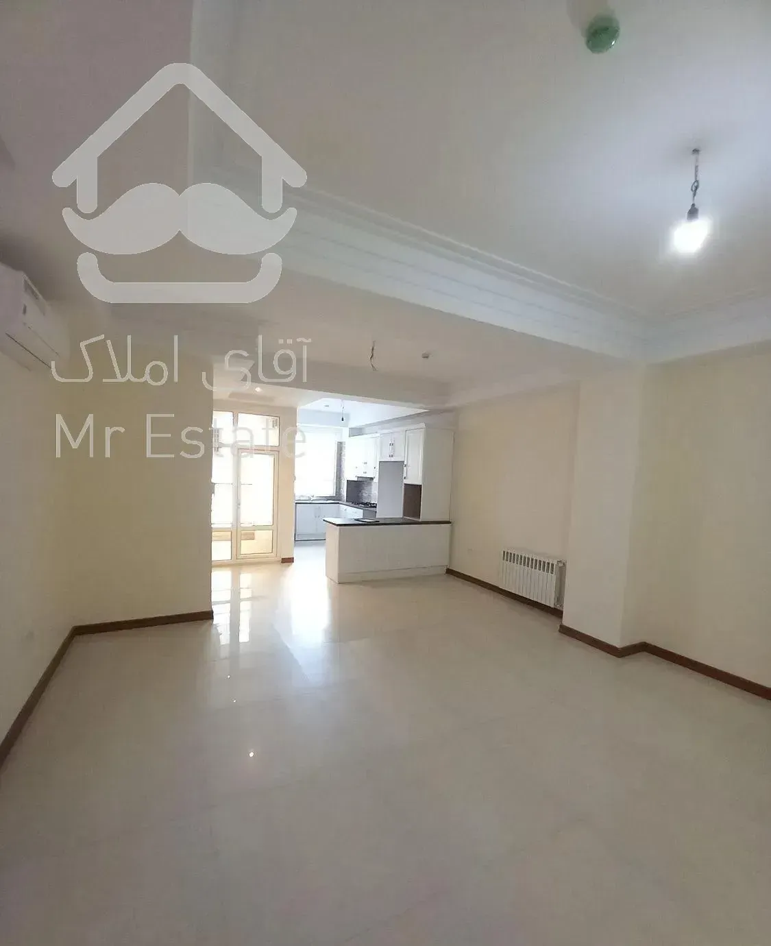 ۸۰متر/یک خواب/روبه افتاب/نوساز/اکباتان بیمه