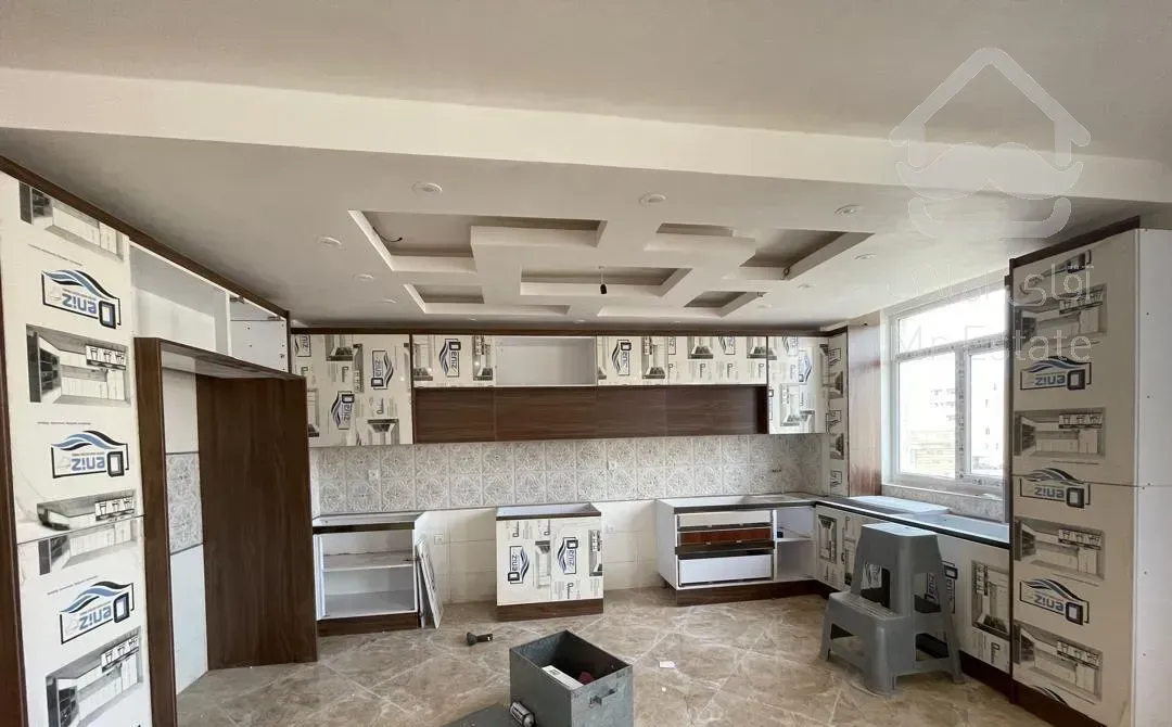 فروش واحد۱۳۳متری جنوبی/3 خواب/تعدیل قیمت/شهرک فجر