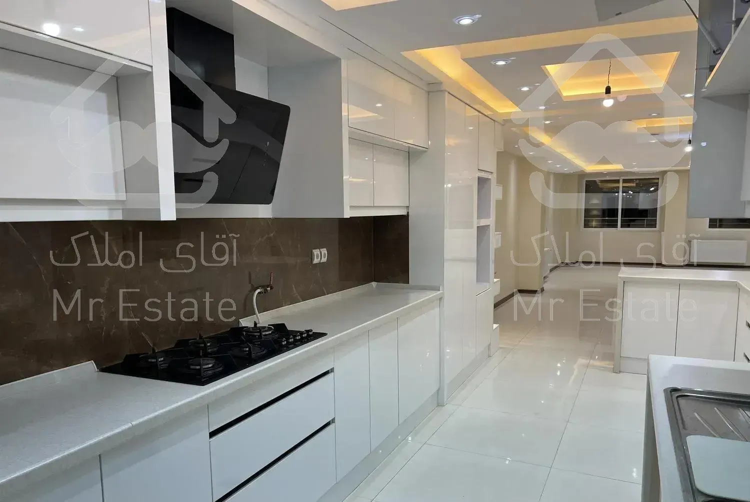 آپارتمان۲۰۰متری۳خوابه تک واحدی نوساز جابرانصاری