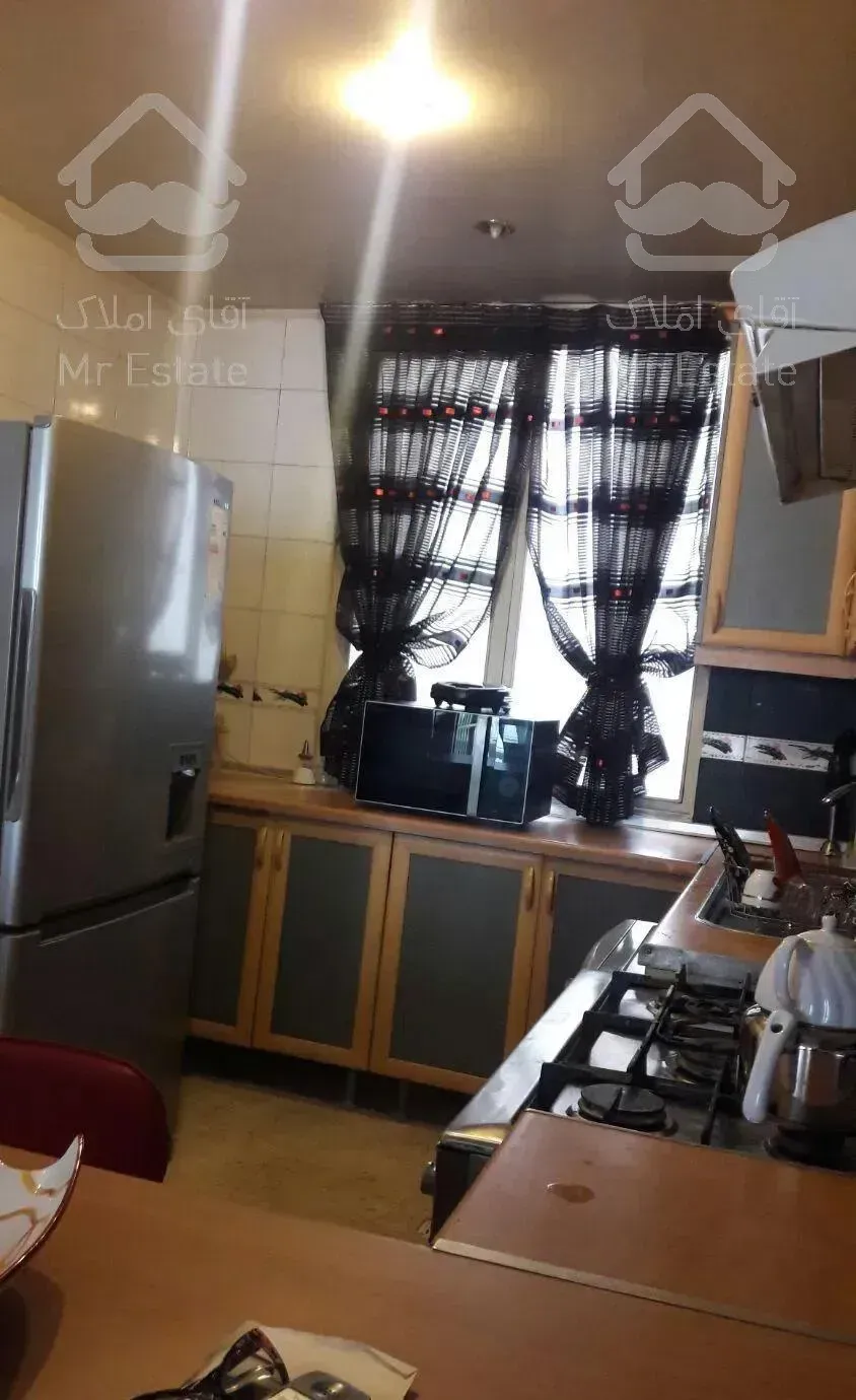 آپارتمان ۱۰۵ متر ۲  خوابه، مبله (حصاری)