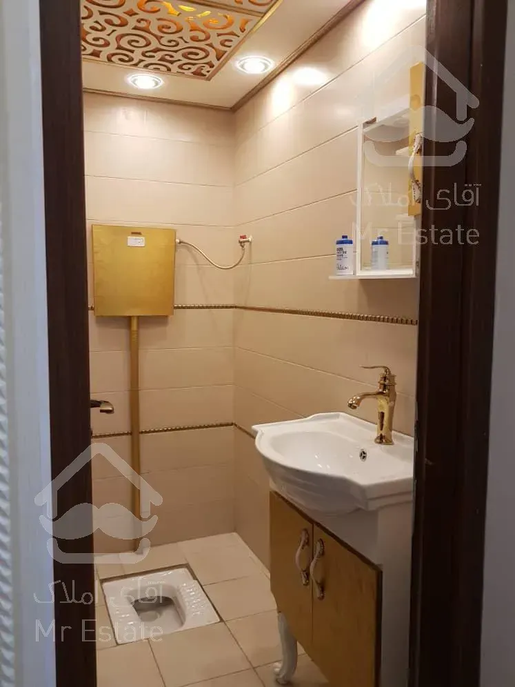 90متر 2خواب /مهندس ساز   رو به آفتاب /لوکیشن تاپ منطقه5