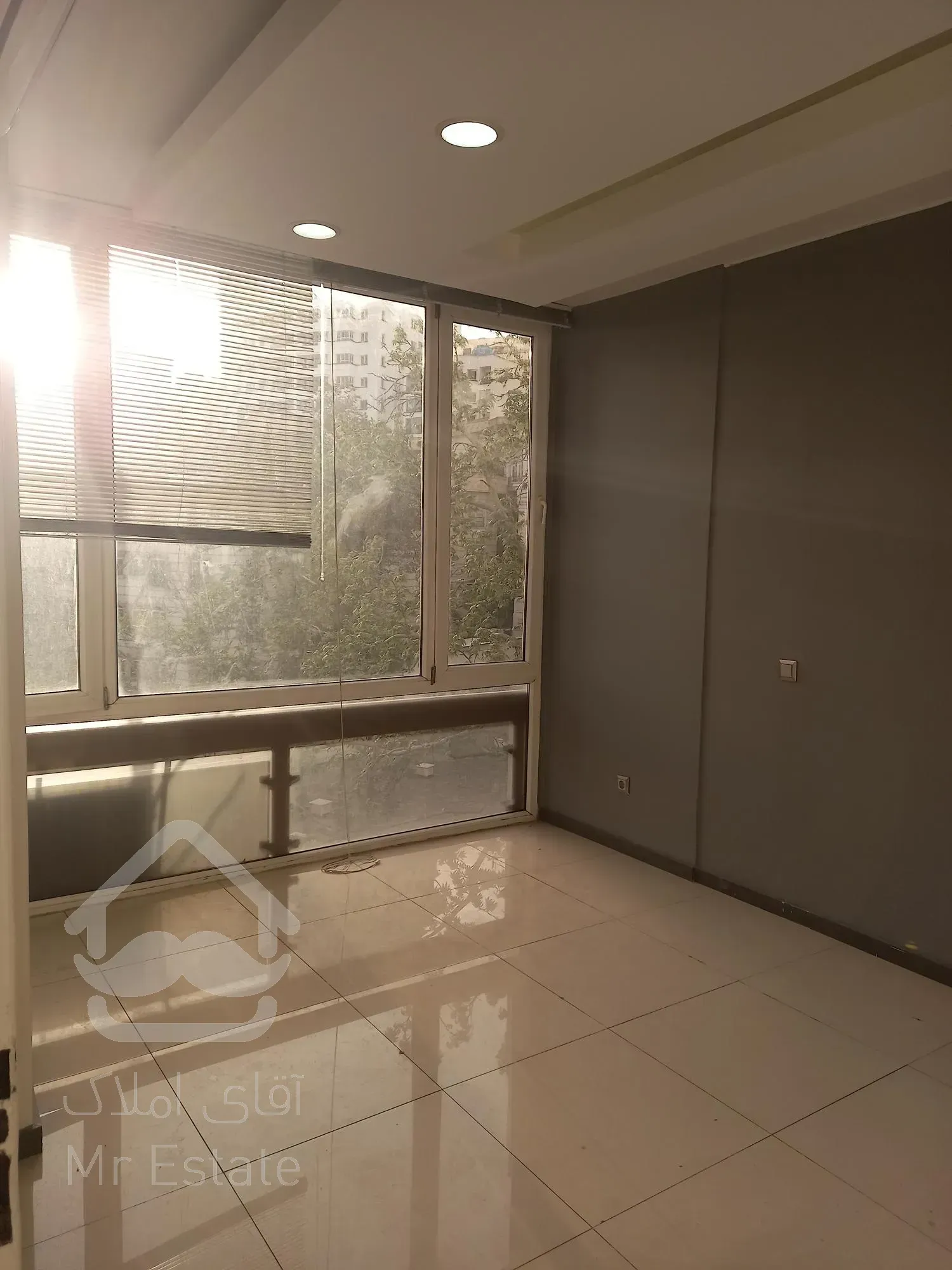 اجاره و رهن دفتر کار موقعیت اداری زعفرانیه 155  متر لاکچری