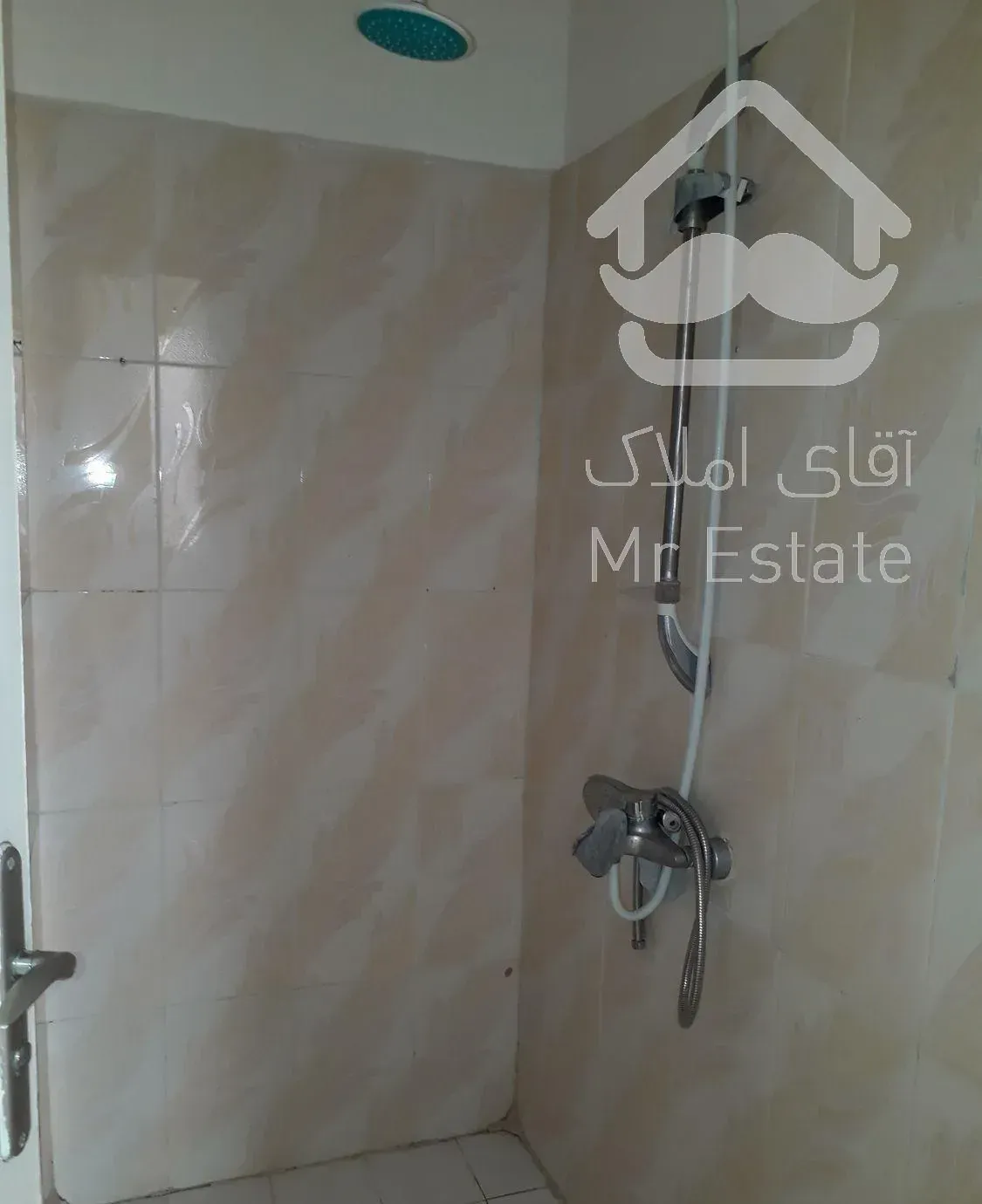 اپارتمان ۶۰ متری یکخوابه روبه نما پارکینگ اختصاصی