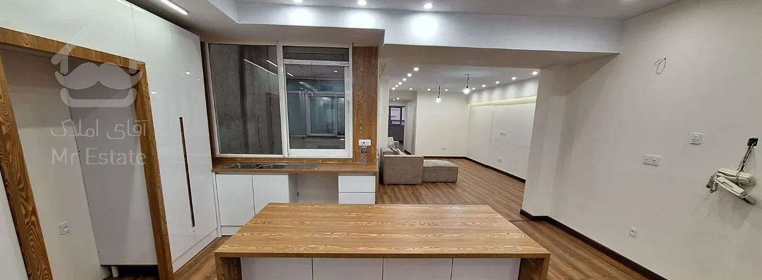 میرداماد جنوب۱۵۶ متر۳ خواب فول امکانات