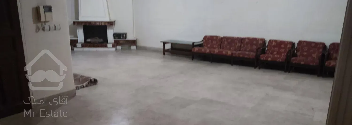 155متر/طبقه1/ 3خواب/زیر قیمت/امیرآباد بالای جلال