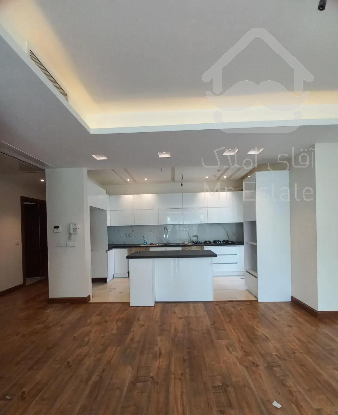 برج مجلل /۱۵۰متر/۳خواب/واحد دیزاین شده