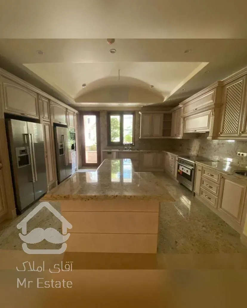 ۲۵۰متری سنبل