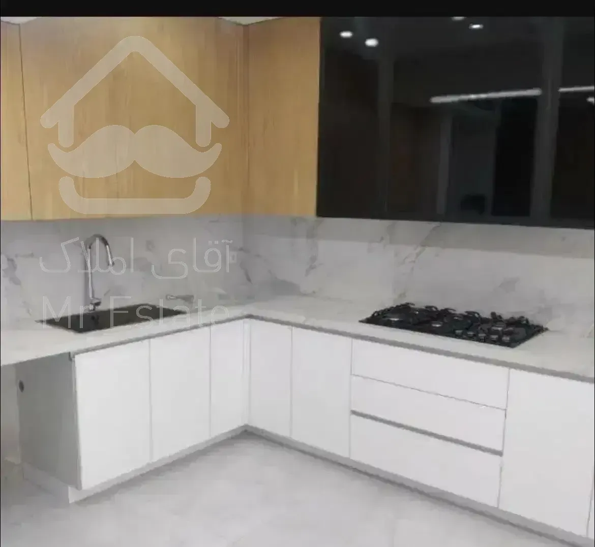 آپارتمان۱۶۴متری/جنوبی/مشتاق خیابان بازارچه