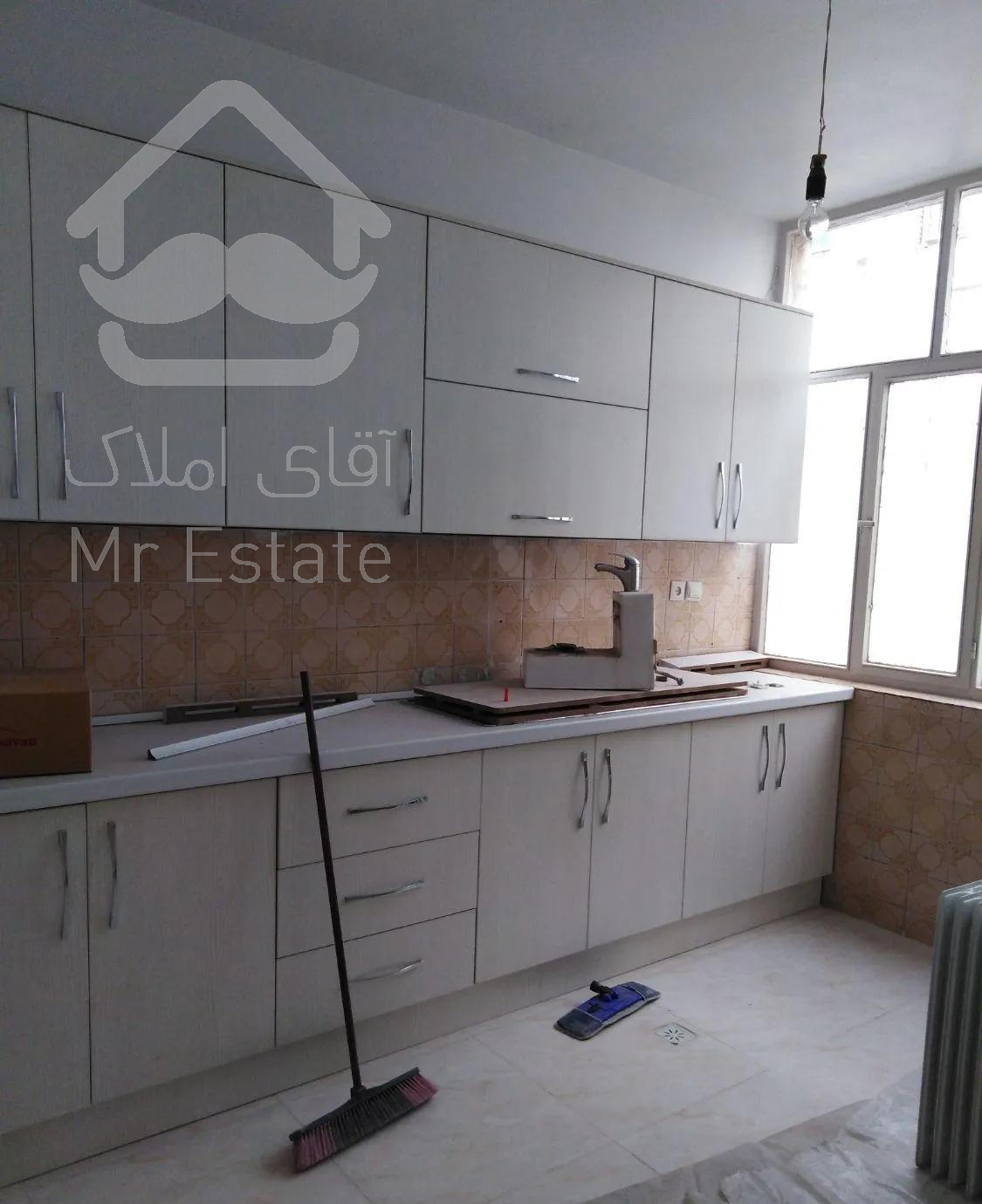 120متر،تخلیه،پارکینگ، قابل تبدیل، بازسازی متروشریف