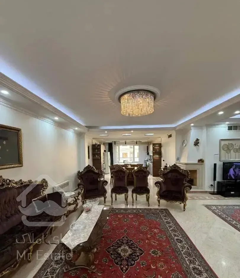 ۱۱۰ متر ۲ خواب/تاپ لوکیشن/نورگیر عالی/تخلیه
