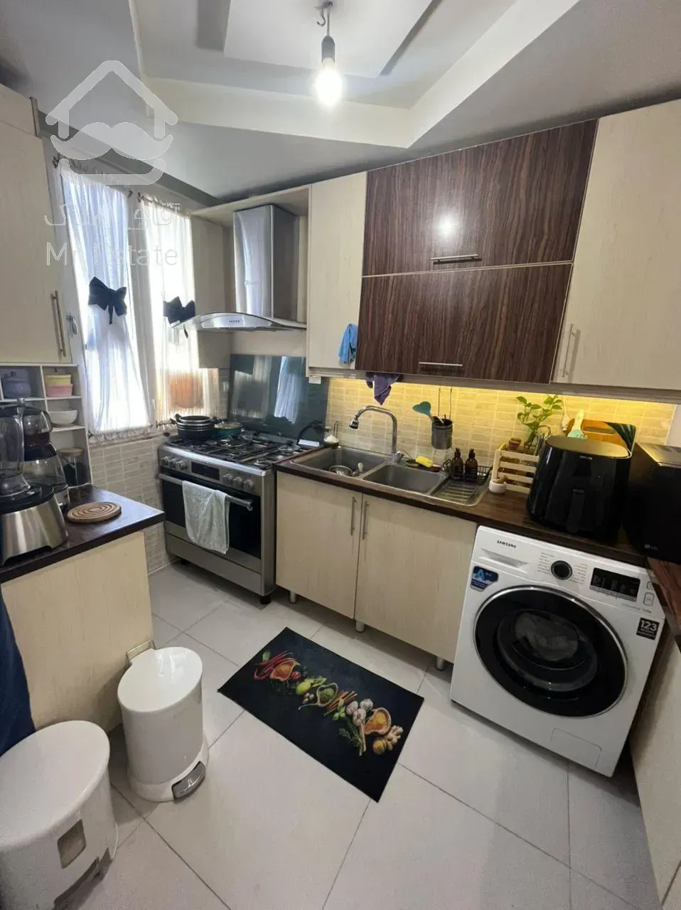 ۵۵ متر شمال بیمه فول امکانات رو به آفتاب