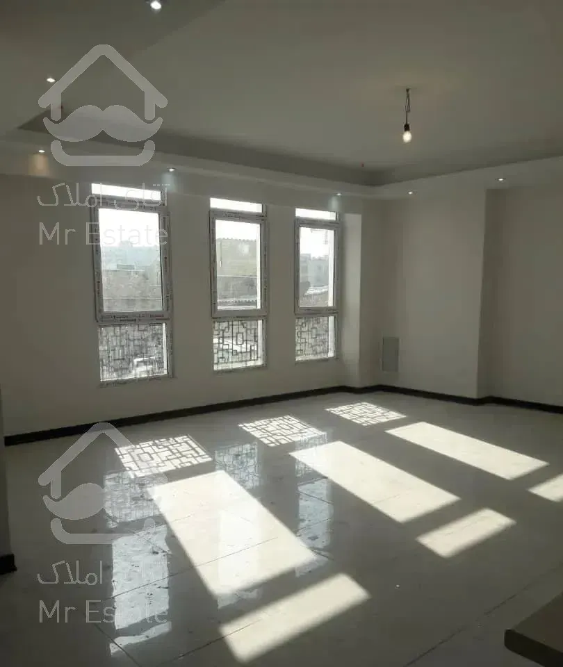 ۱۴۷ متر سه خواب ( شیان ) لوکیشن تاپ