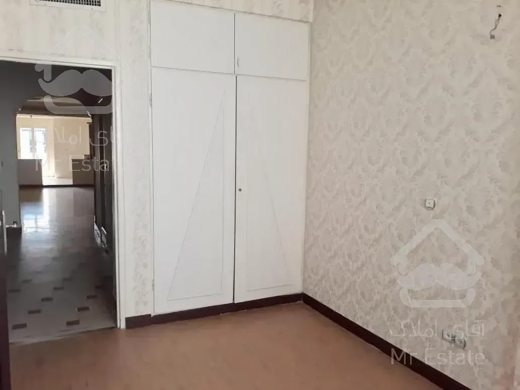 ۱۳۰ متر آپارتمان مسکونی در بلوار فردوس