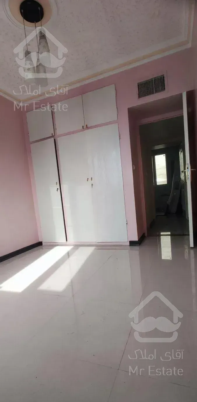 ۱۱۷متر ،سه خواب ،خردمند جنوبی