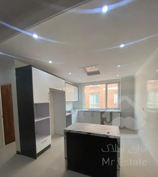 سهروردی شمالی هویزه ۱۰۰ متر دو خواب بازسازی شده