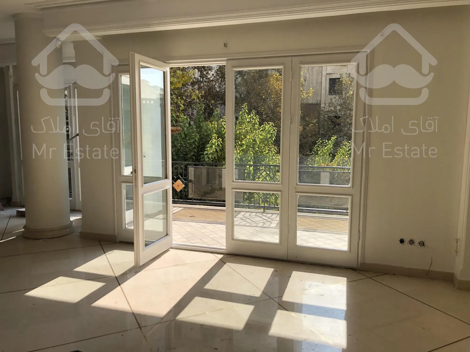 رهن و اجاره آپارتمان ۳۸۵ متری ۵ خوابه در کامرانیه فول مجلل