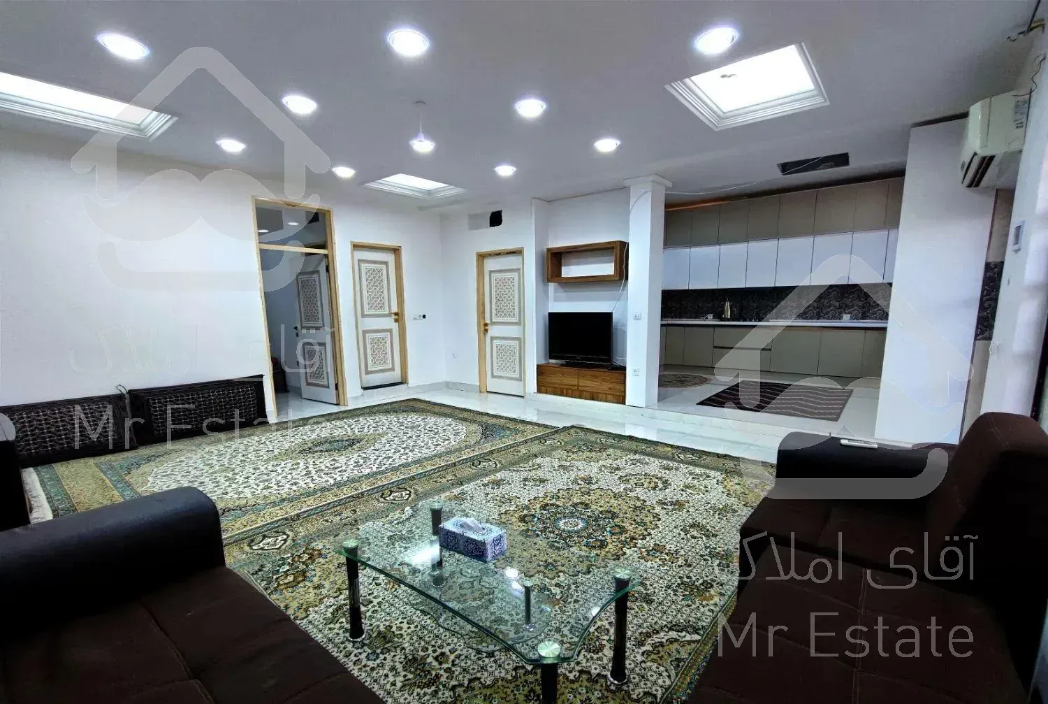 واحد کلید نخورده نزدیک میدان کیو