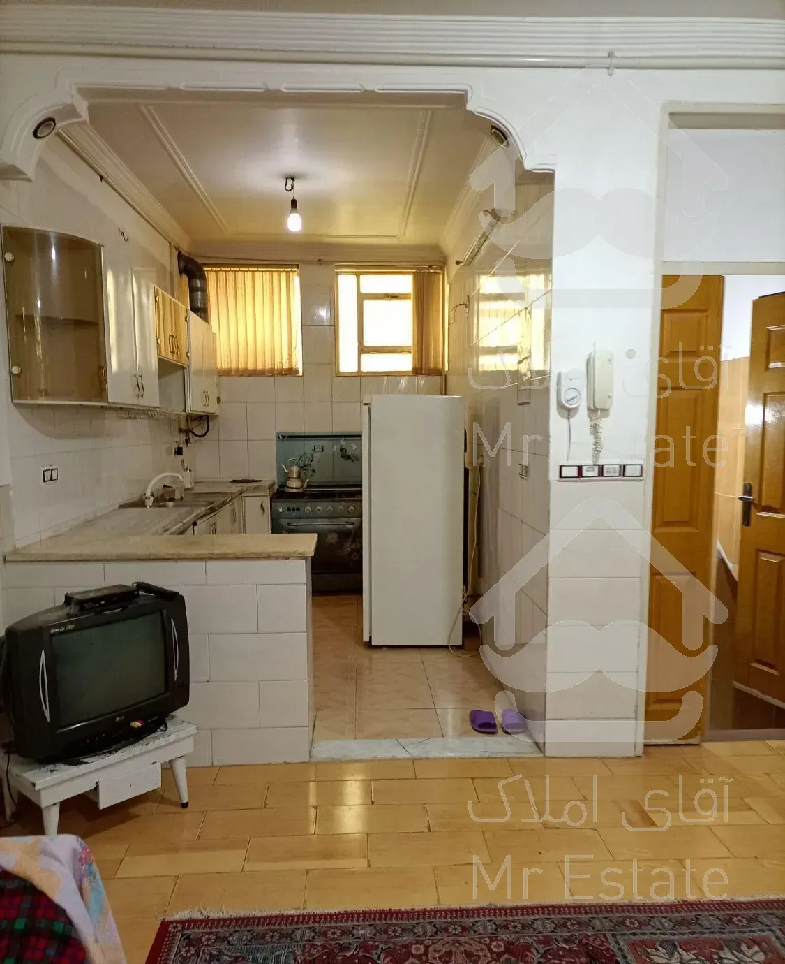 سوییت دو خواب بلوار جمهوری بیمارستان افشار