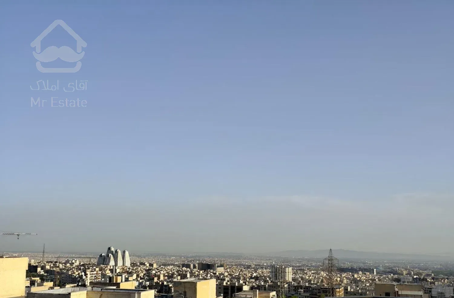 آپارتمان ۱۱۰ متری ۲ خوابه ویو جنوب