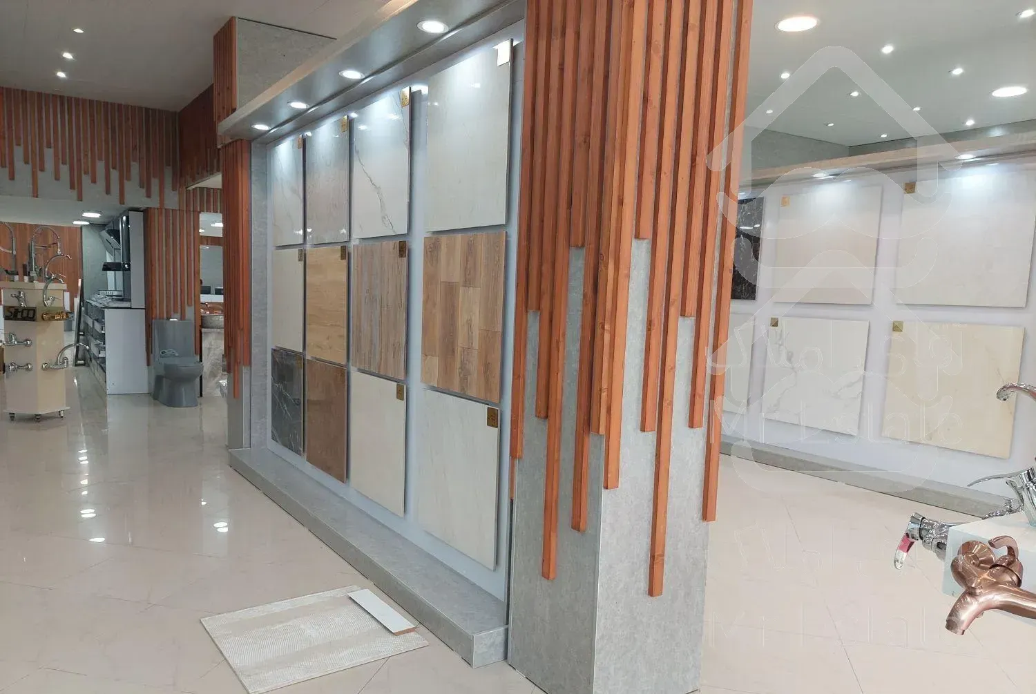 فروش  انواع کاشی و سرامیک و شیر آلات