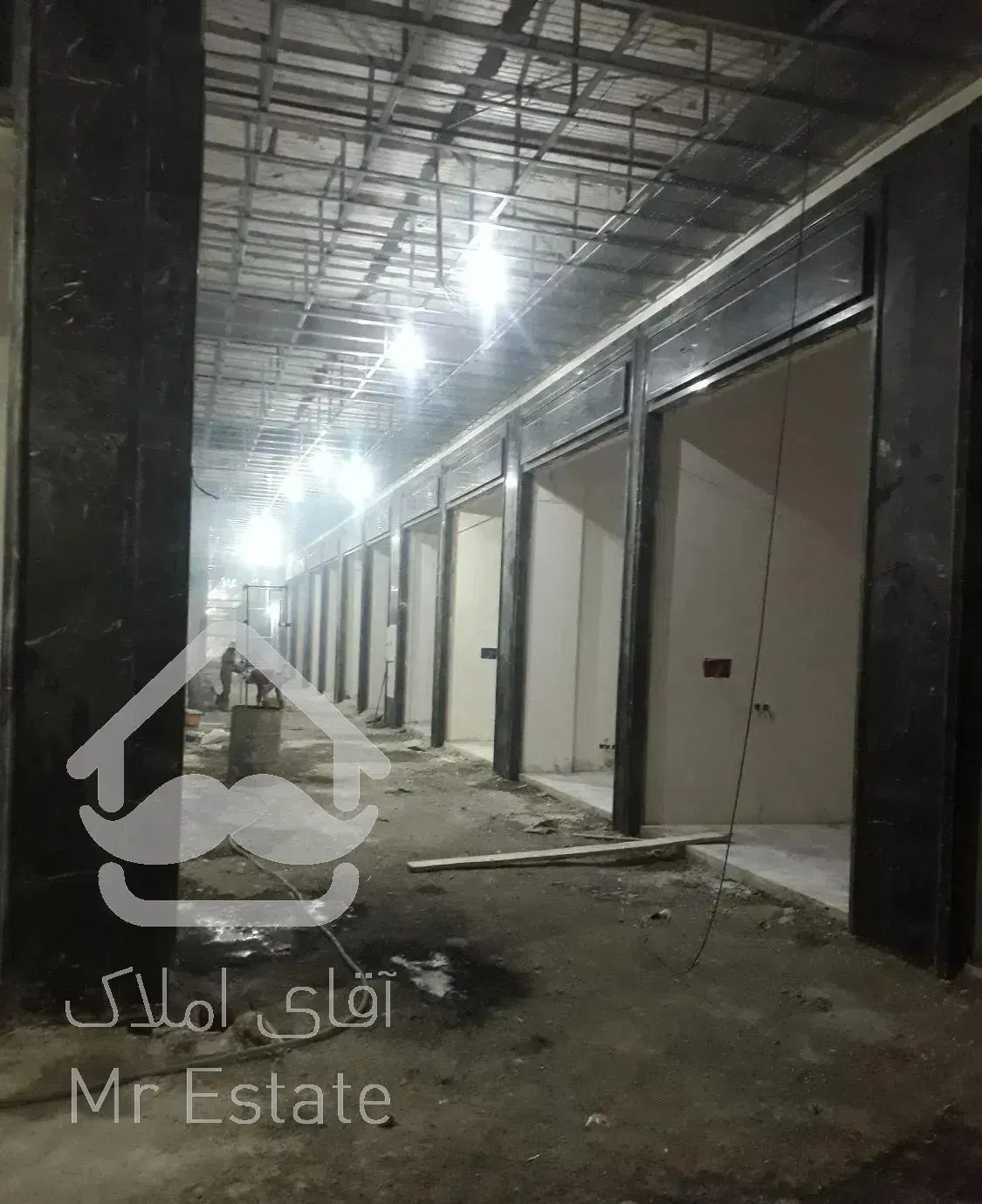 ۱۲ متر بر خیابان اصلی ویترین دونبش سرمایه گذاری