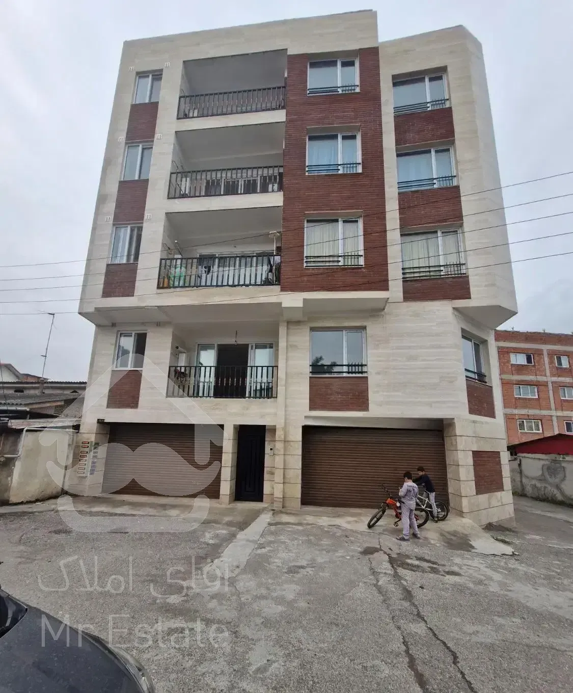 فروش آپارتمان ۱۲۰ متری ۳ خوابه