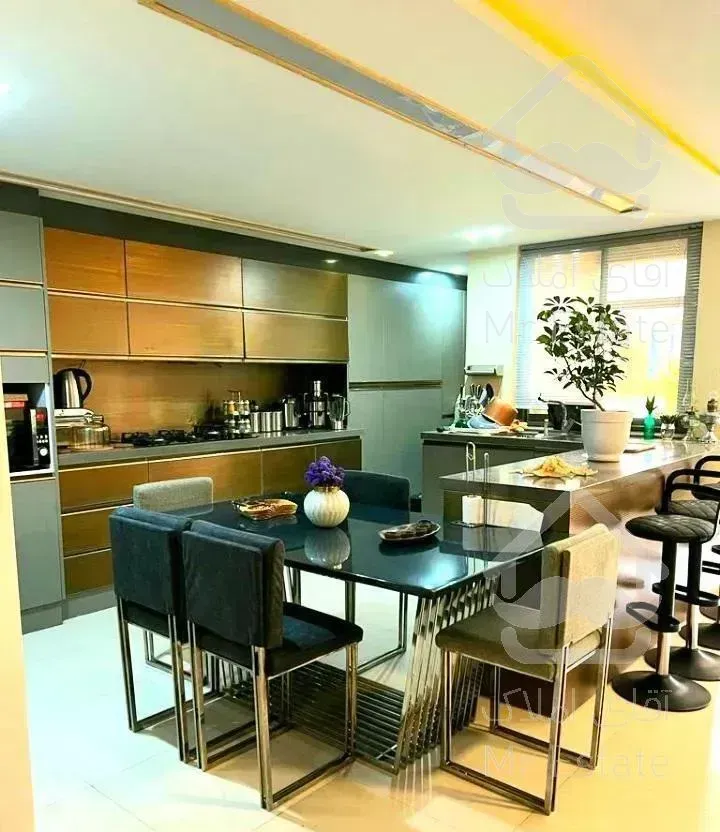 ۳ خواب در ابولفتح خانی   ( ویو باغ )