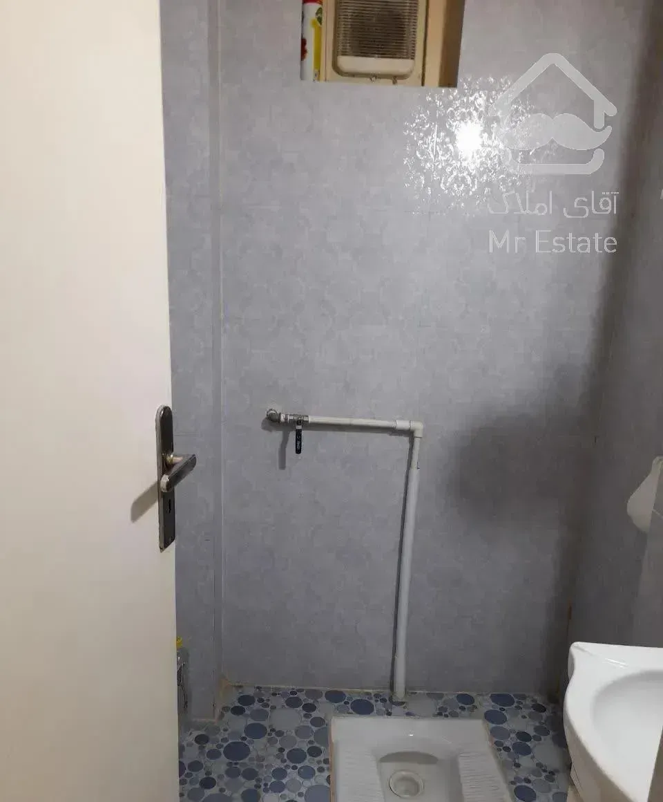 واحد 63 متری *طبقه اول *سند تک برگ