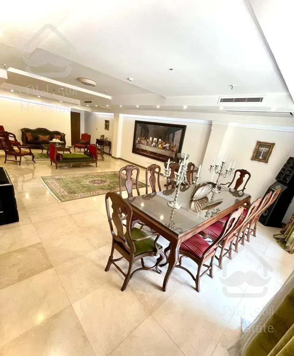 ۱۶۵ متر ۳ خوابه ونک شیراز شمالی